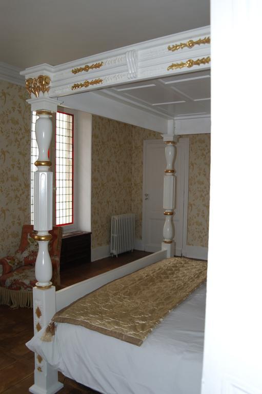 Le Chalet De Luxe Bed and Breakfast Saint-Séverin Δωμάτιο φωτογραφία