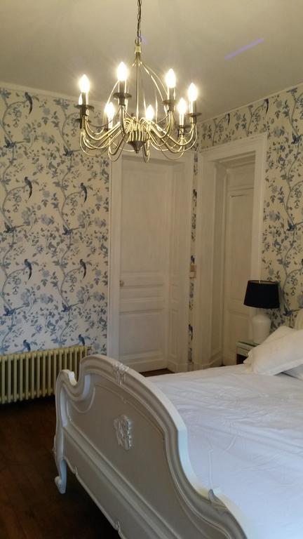 Le Chalet De Luxe Bed and Breakfast Saint-Séverin Δωμάτιο φωτογραφία