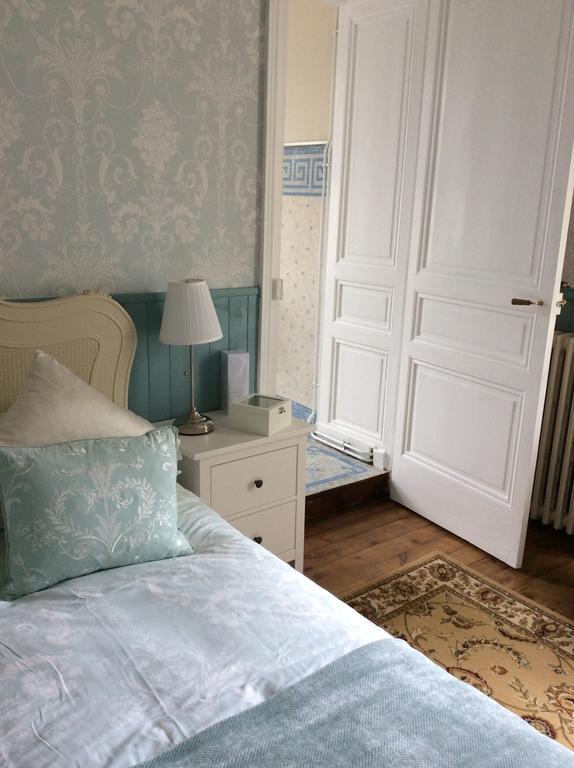Le Chalet De Luxe Bed and Breakfast Saint-Séverin Δωμάτιο φωτογραφία