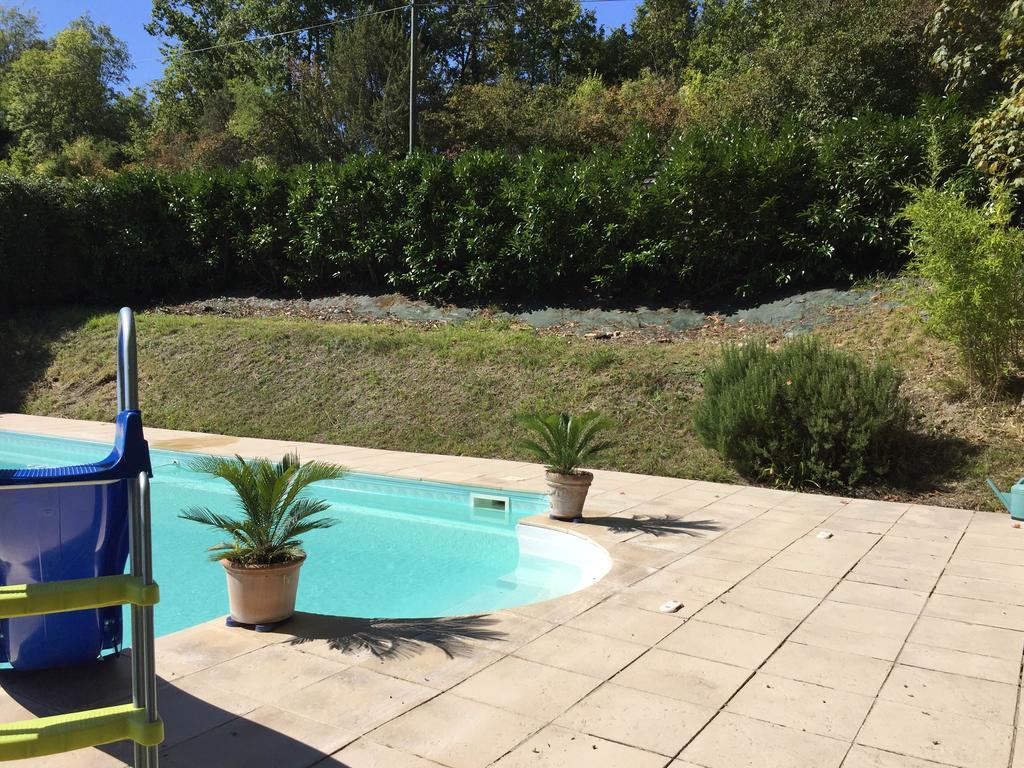 Le Chalet De Luxe Bed and Breakfast Saint-Séverin Εξωτερικό φωτογραφία