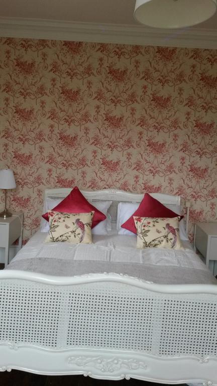 Le Chalet De Luxe Bed and Breakfast Saint-Séverin Εξωτερικό φωτογραφία