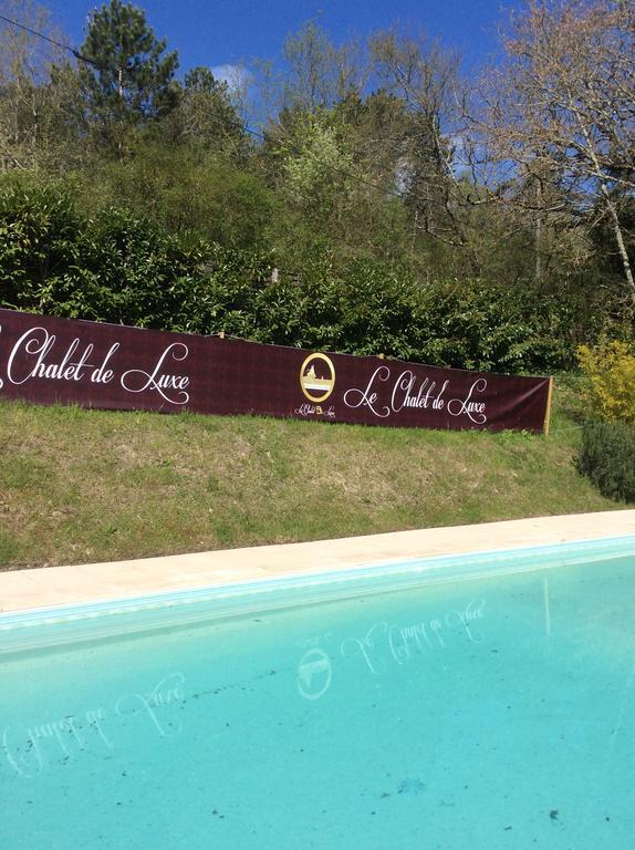 Le Chalet De Luxe Bed and Breakfast Saint-Séverin Εξωτερικό φωτογραφία