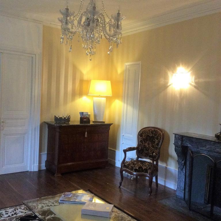 Le Chalet De Luxe Bed and Breakfast Saint-Séverin Εξωτερικό φωτογραφία